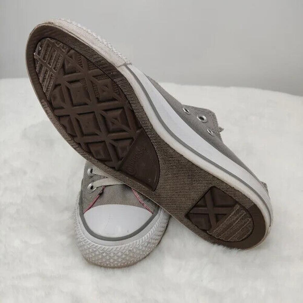 Gray NYC Converse sz 7 - Picture 5 of 9